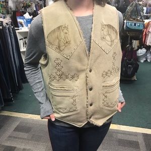 Western Valencia vest, size 40, color beige.